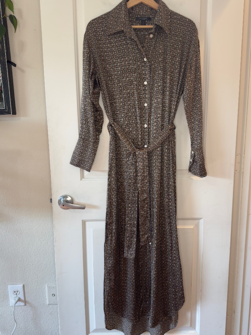 Banana Republic Muse Silk Maxi Shirt Dress in Gold and Rich Tone Pattern - XS